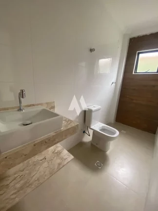 Imagem Casa Sobreposta com 3 quartos sendo 3 suítes ,2 vagas - Embaré / Santos