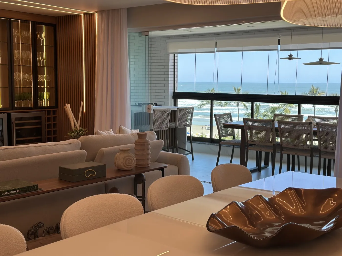 Imagem Apartamento para Venda em Bertioga, Riviera, 4 dormitórios, 2 suítes, 3 banheiros, 2 vagas