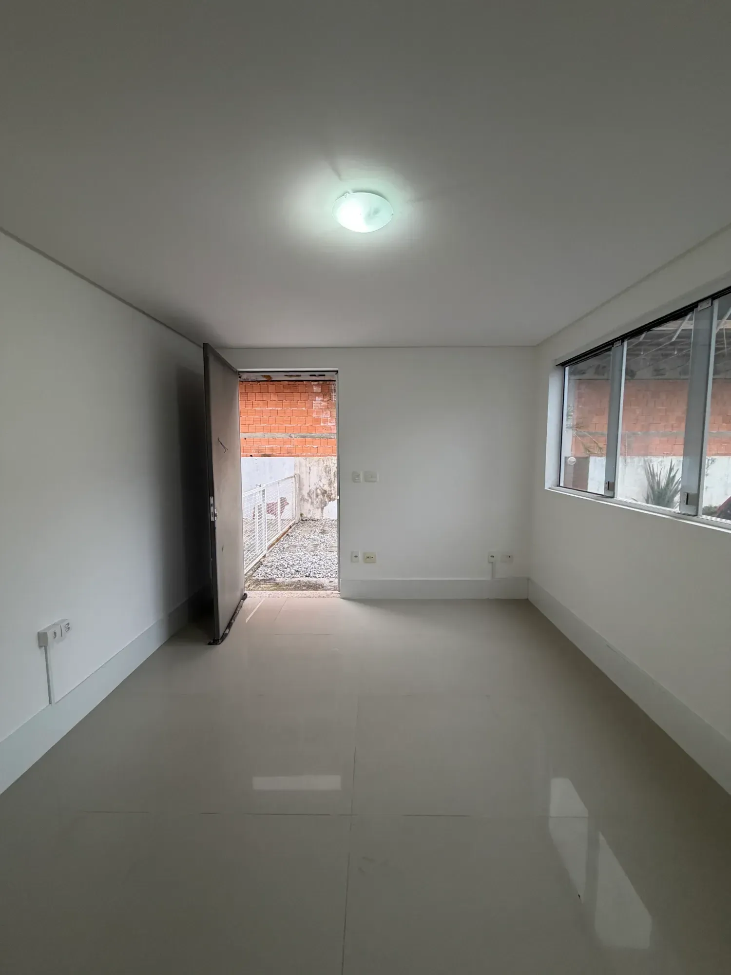 Imagem Casa com 2 Quartos à Venda, 122 m² em Itapema - Itapema
