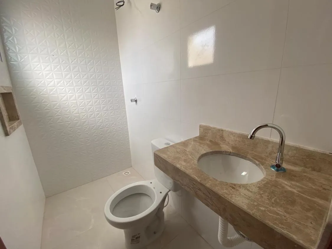 Imagem LINDA CASA NOVA COM PISCINA A 700 METROS DO MAR NO CIBRATEL II