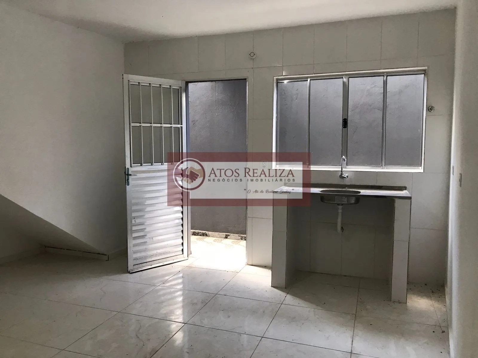 Imagem Sobrado em Recanto Campo Belo, São Paulo - 1 Dormitório, 48m², Venda e Locação por R$650/mês