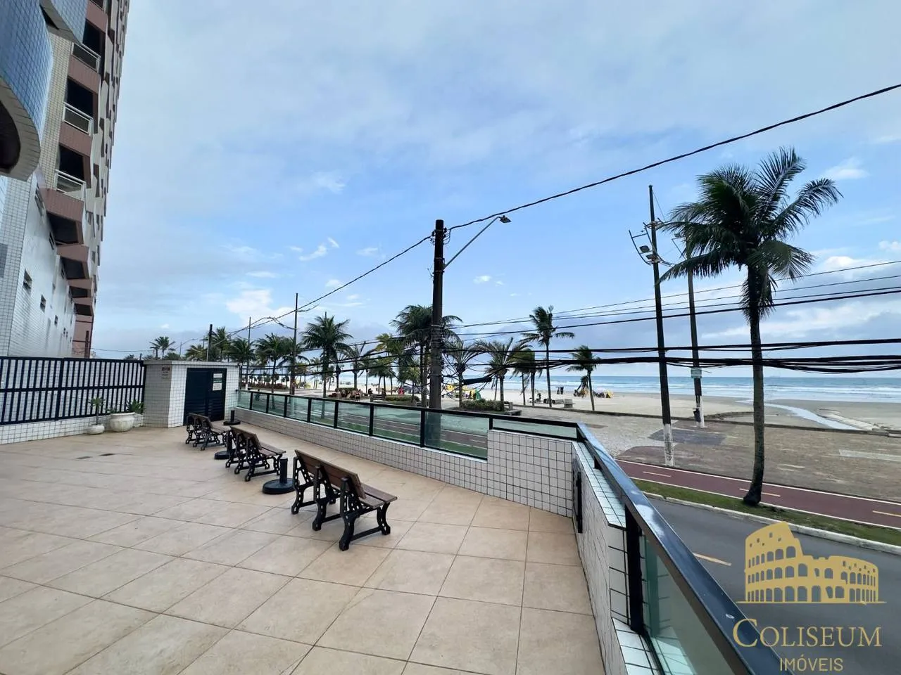 Imagem Apartamento com 1 dormitório à venda, 42 m² por R$ 315.000,00 - Vila Assunção - Praia Grande/SP