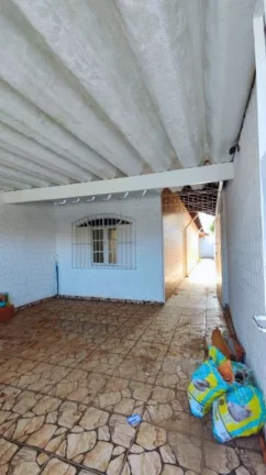 Imagem Conheça nossa casa geminada com 2 dormitórios, sendo 1 suíte, sala,cozinha e área de serviço. Perfeita para quem busca conforto e praticidade. Á venda Imobiliaria Consulte Imoveis.