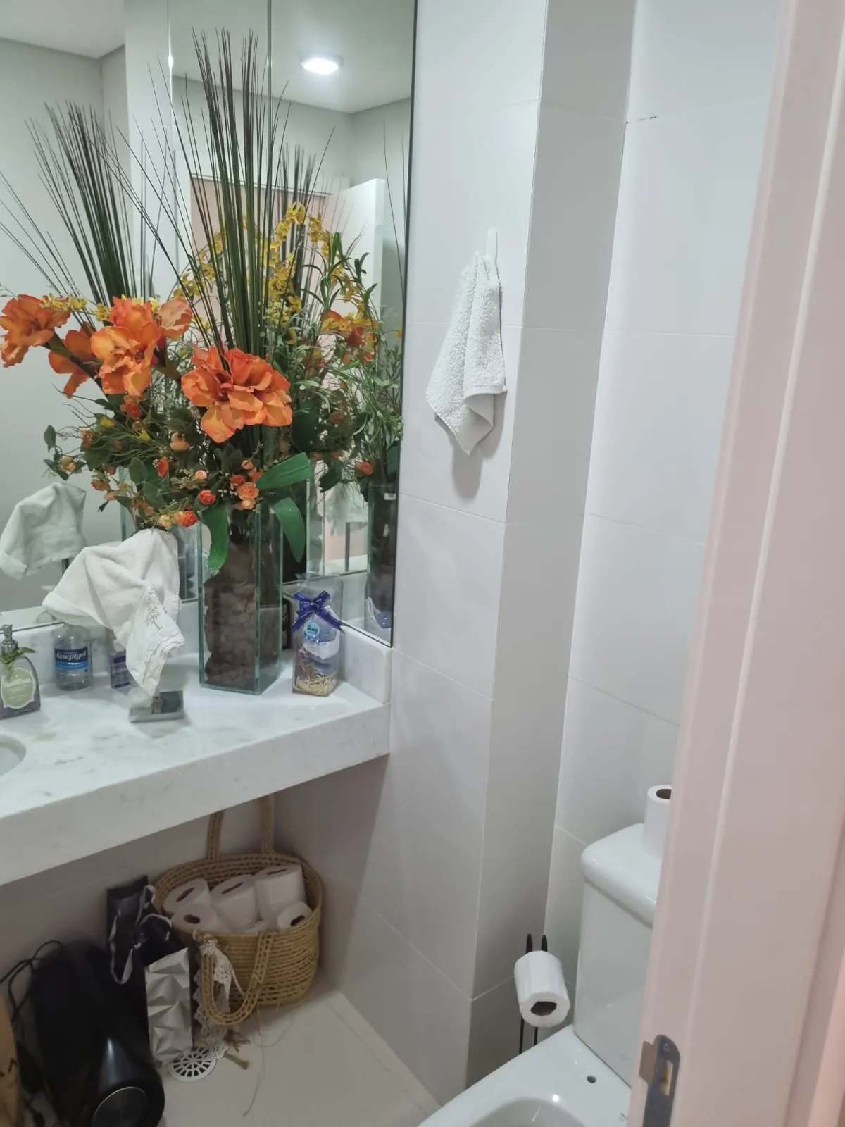 Imagem VENDO APARTAMENTO CONJUGADO NO CONDOMINIO VILA REAL SABARÁ!