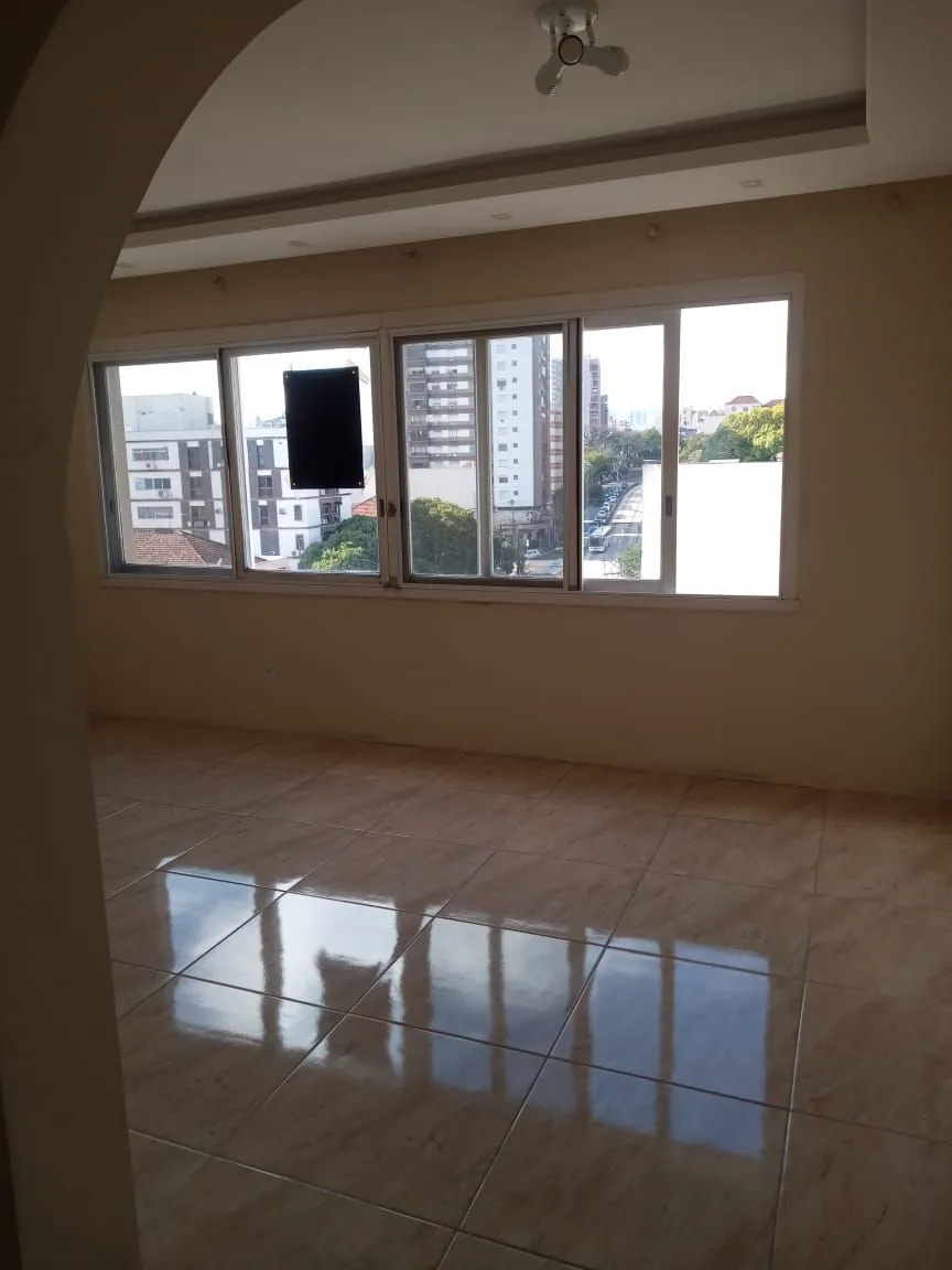 Imagem Apartamento três dormitórios ( uma suíte) panorâmico