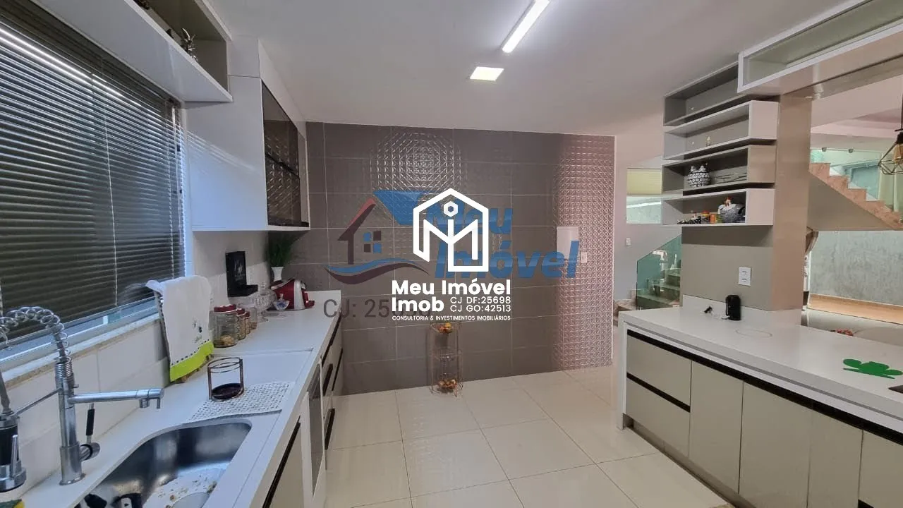 Imagem Casa 5 Quartos 2 Suítes 4 Vagas 370m² Vicente Pires