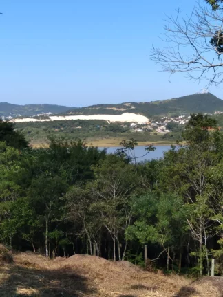 Imagem Oportunidade Única: Terreno à Venda no Bairro Macacu em Garopaba/SC! 1.639,00 m² de área. Confira já!