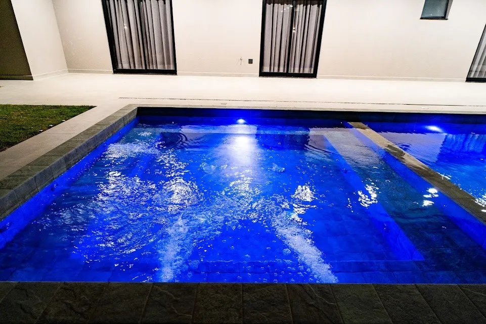 Imagem Linda Casa Térrea de Alto Padrão em Condomínio Completo com Lazer e Segurança