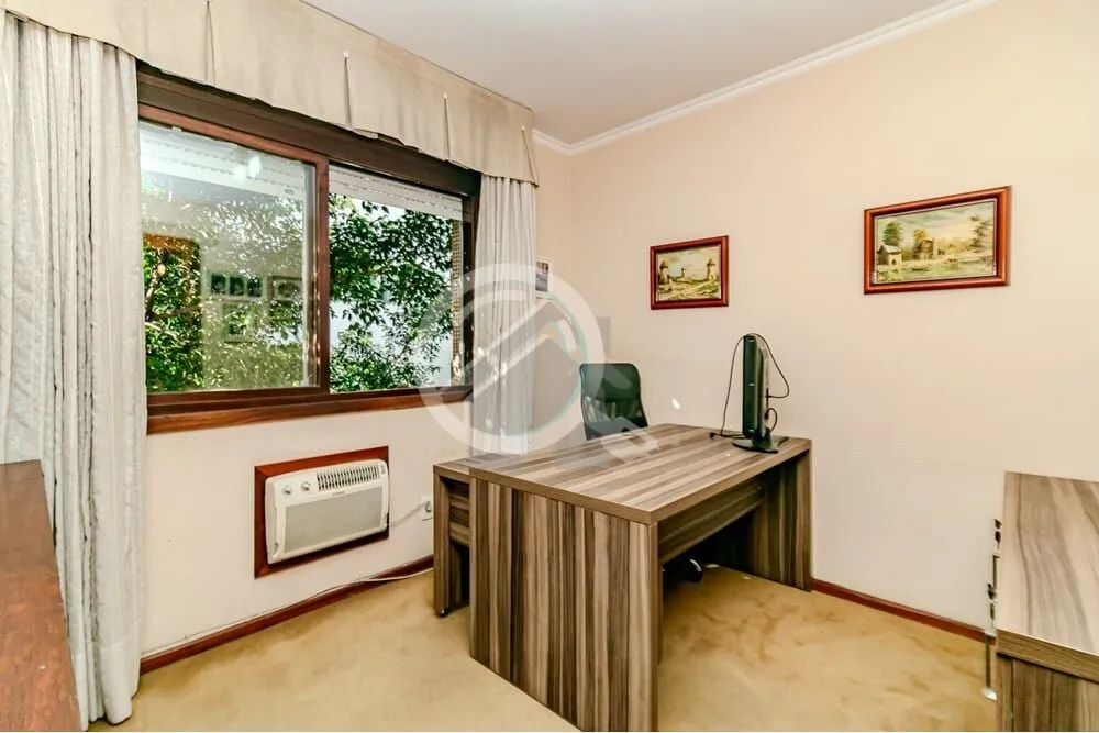 Imagem Este apartamento de 3 dormitórios, com 102m², localizado na Rua Doutor Vale, oferece um estilo de ...
