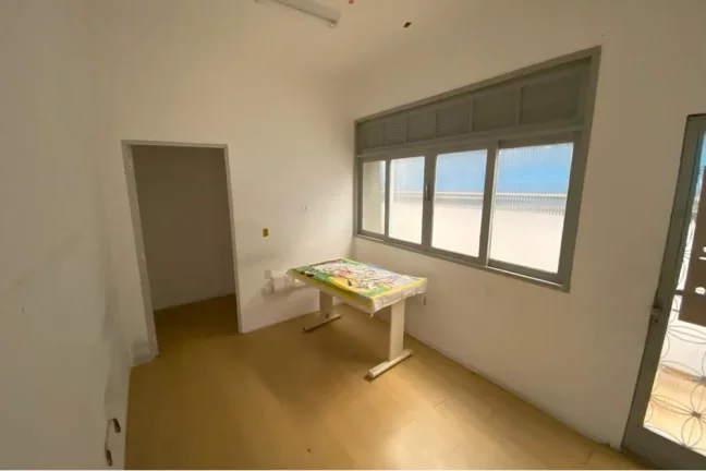 Imagem Oportunidade Única: Andar Comercial em Bonsucesso