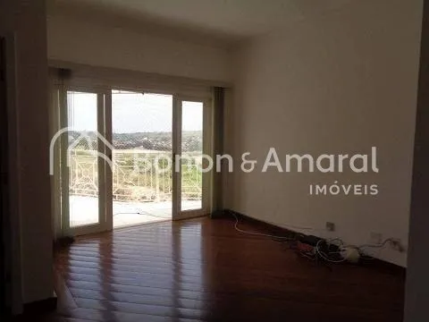 Imagem Linda casa de condomínio em Sousas, com 350m², 4 quartos e 3 suítes.