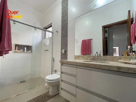 Imagem Casa Moderna e Completa à Venda ? Móveis Planejados, Escritório, Jardim e Segurança