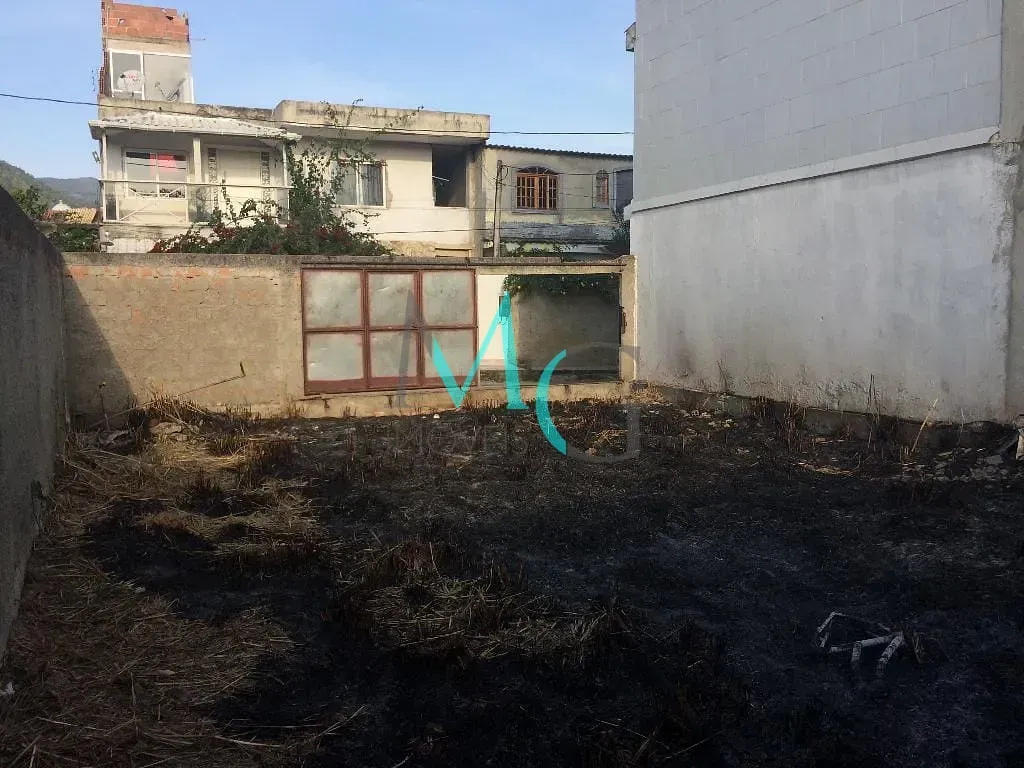 Imagem Terreno à venda, 126 m² por R$ 85.000 - Campo Grande - Rio de Janeiro/RJ