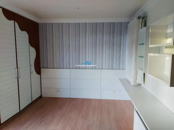 Imagem Casa Duplex para Locação em Feira de Santana, Santa Mônica, 4 dormitórios, 3 suítes, 2 banheiros, 4 vagas
