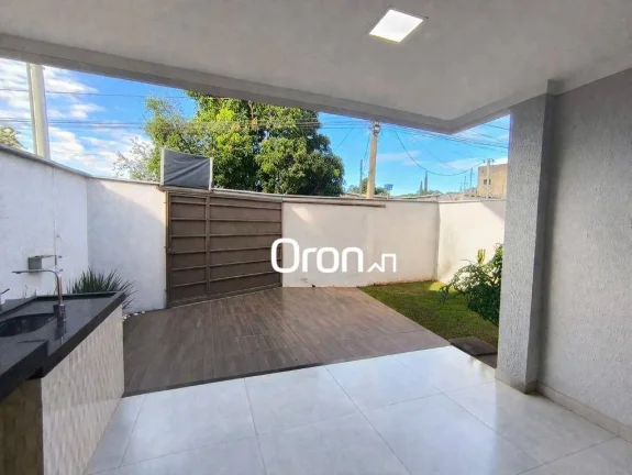 Imagem Sobrado à venda, 139 m² por R$ 540.000,00 - Residencial Solar Bougainville - Goiânia/GO