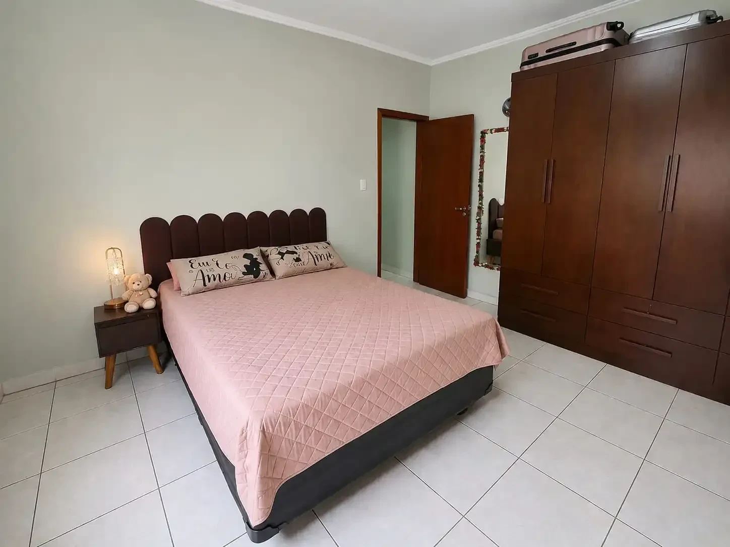 Imagem Sobrado com 4 Quartos à Venda, 189 metros em Canto do Forte - Praia Grande