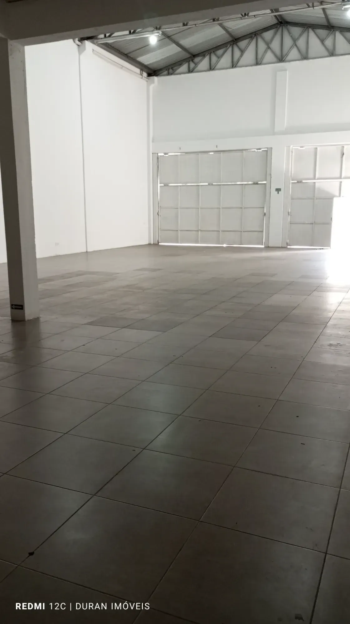 Imagem Ponto Comercial para Alugar, 300 m² em Portais (Polvilho) - Cajamar