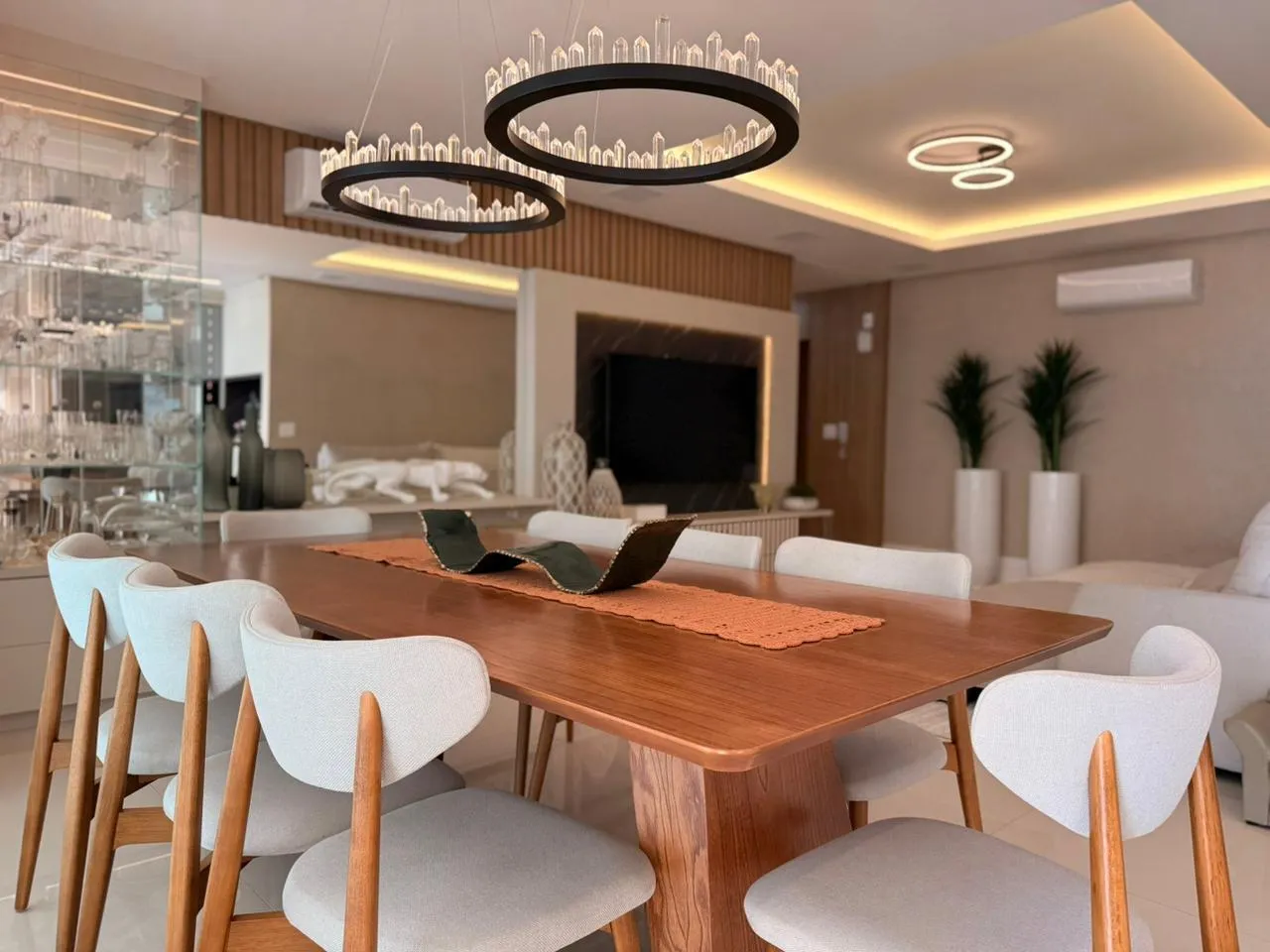 Imagem Apartamento com vista para o mar à venda com 292m2 por R$ 9.500.000,00
