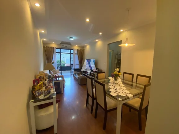 Imagem Apartamento para Venda de 2 dormitórios - Quadra da Praia do Itararé / São Vicente