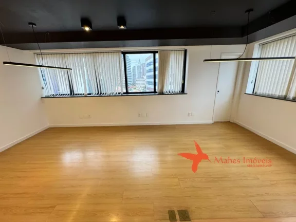 Imagem Sala/Conjunto Comercial para Locação em Pinheiros, São Paulo-SP: 2 Salas, 2 Banheiros, 2 Vagas de Garagem, 70m² de Área