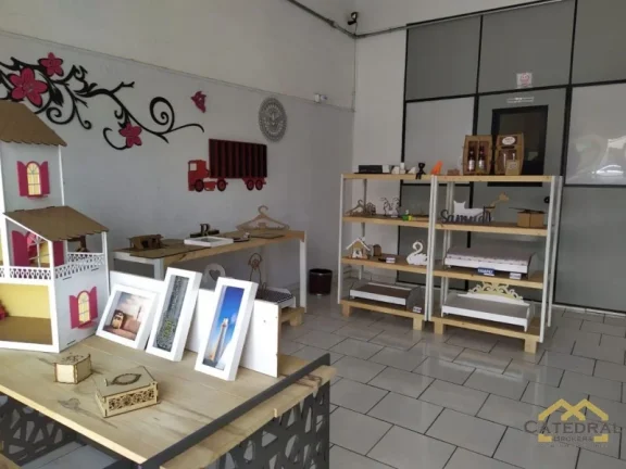 Imagem 2 Casas e 1 Loja no mesmo terreno a Venda na Rua Pirapora - Jundiaí/SP
