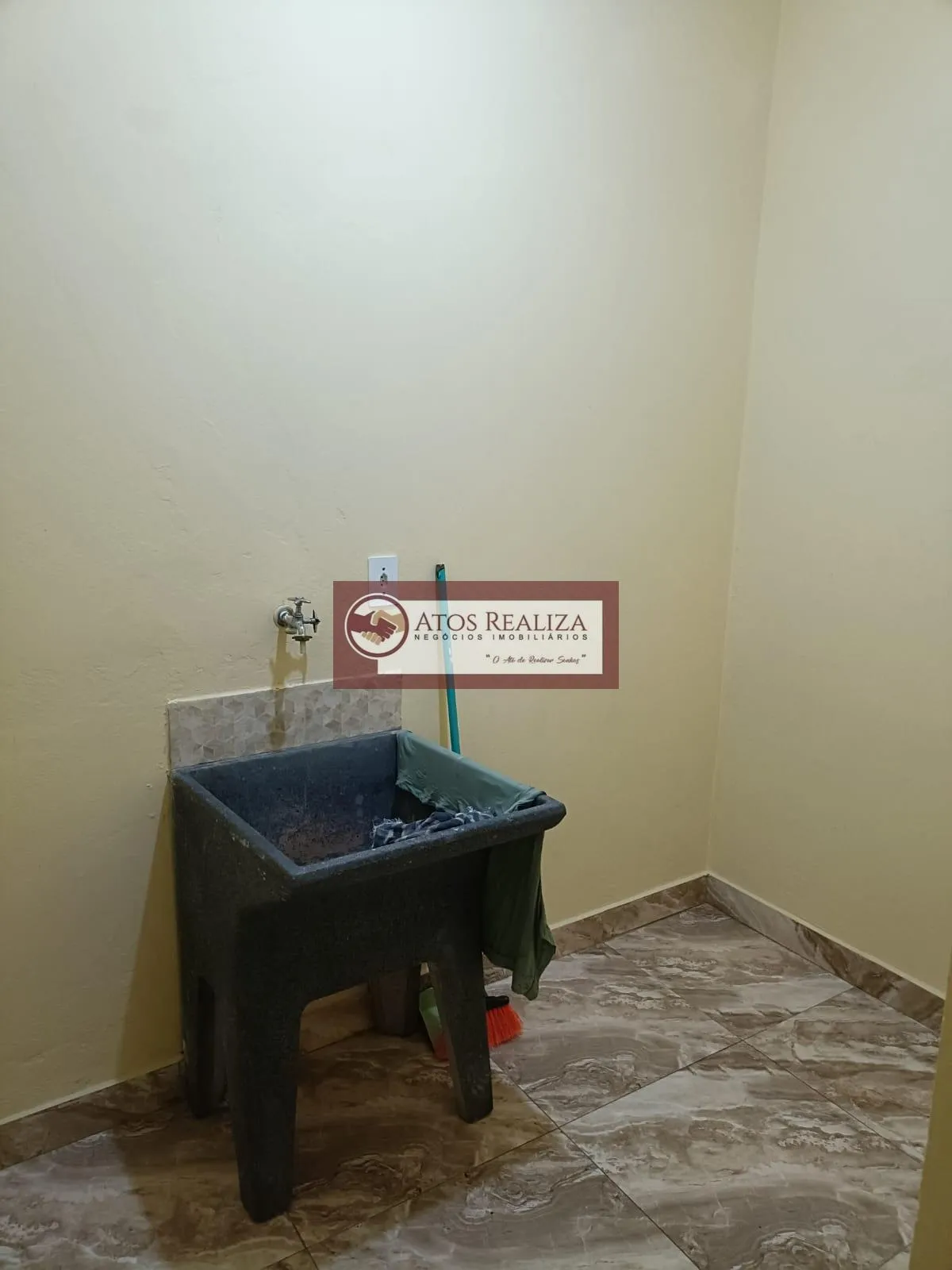 Imagem Casa para Locação em Jardim das Fontes, SP | 2 Dorms, sala, cozinha. R$ 1.200