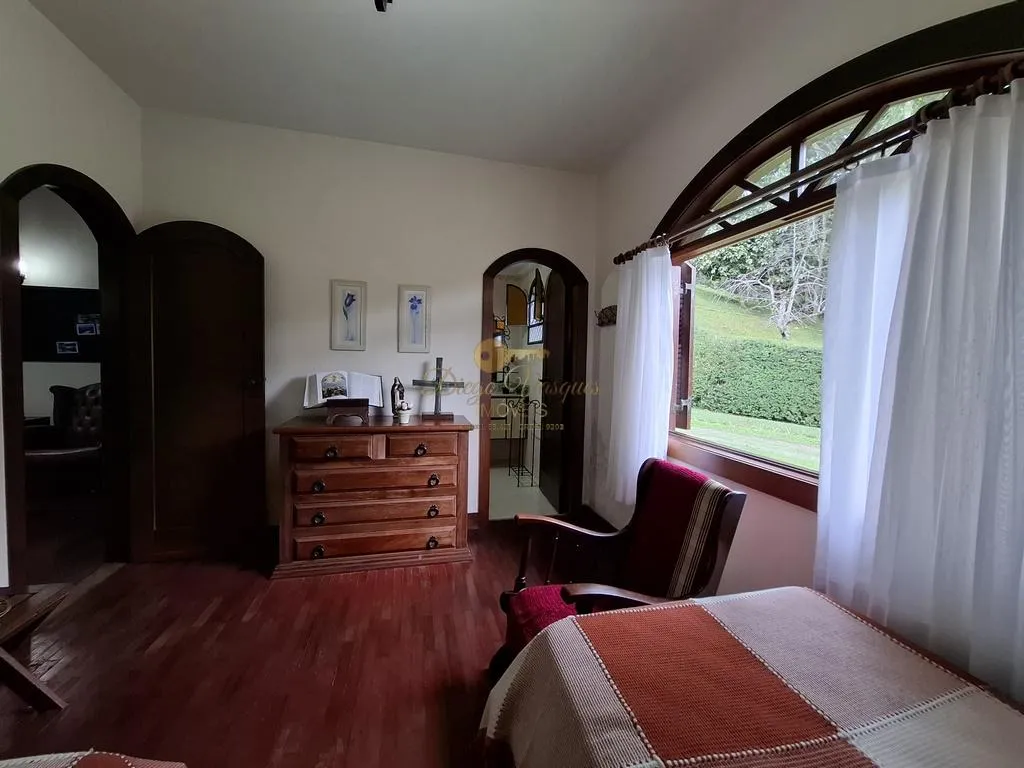 Imagem Casa em Condomínio para Venda em Teresópolis / RJ no bairro Albuquerque