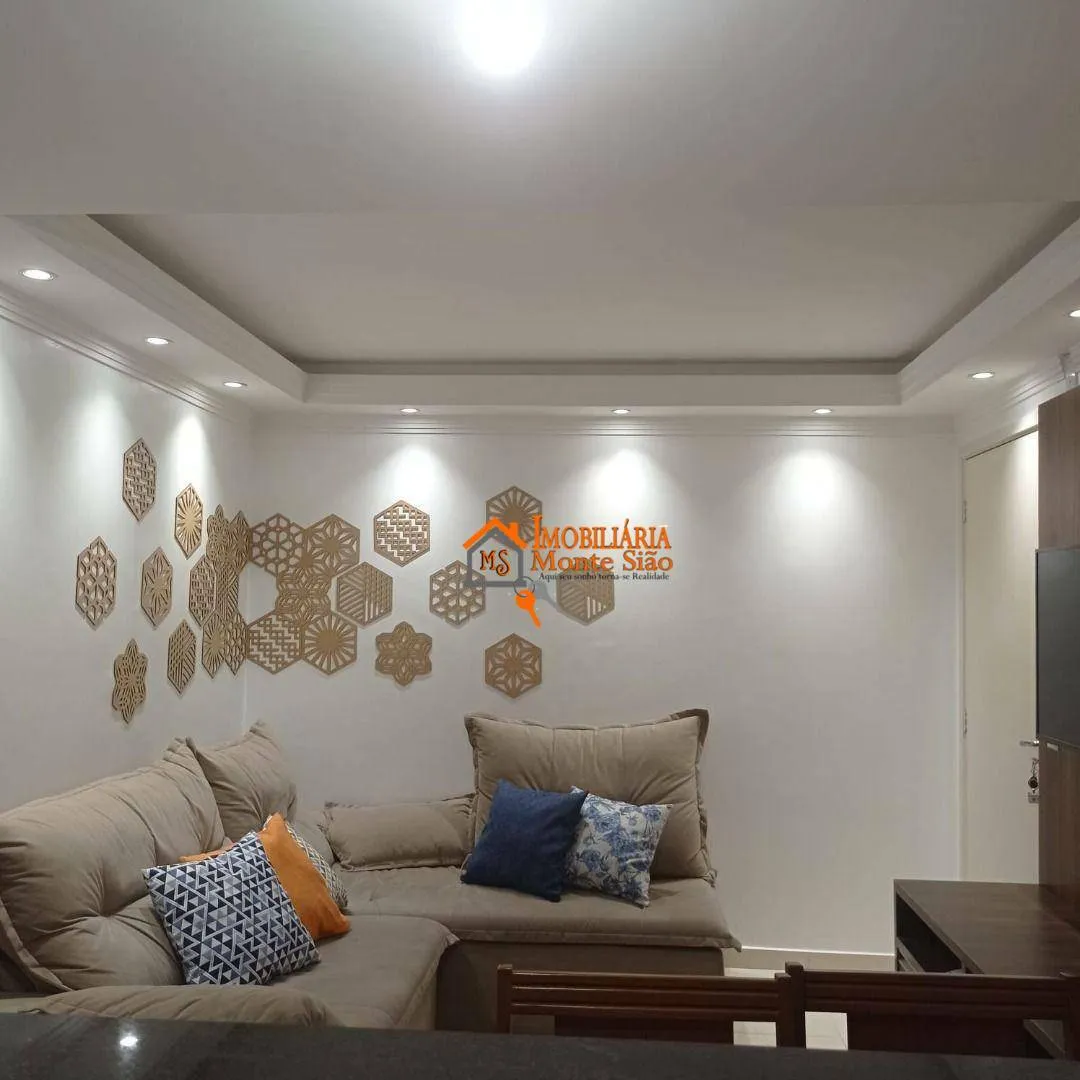 Foto do imóvel Apartamento com 2 dormitórios à venda, 44 m² por R$ 240.000,00 - Água Chata - Guarulhos/SP