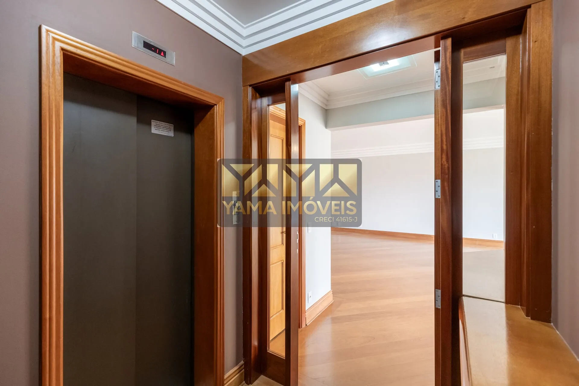 Foto do imóvel Edifício British Columbia - Apartamento à venda - Ribeirão Preto/SP, Sul em Avenida Professor João Fiúsa