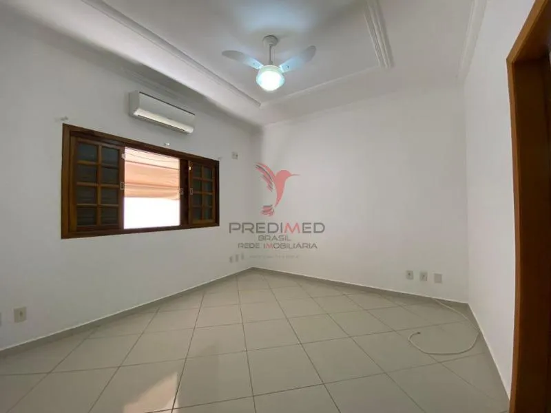 Imagem Casa 4 dormitórios 3 suítes 214m² Vila Paraiba Guaratingueta/SP