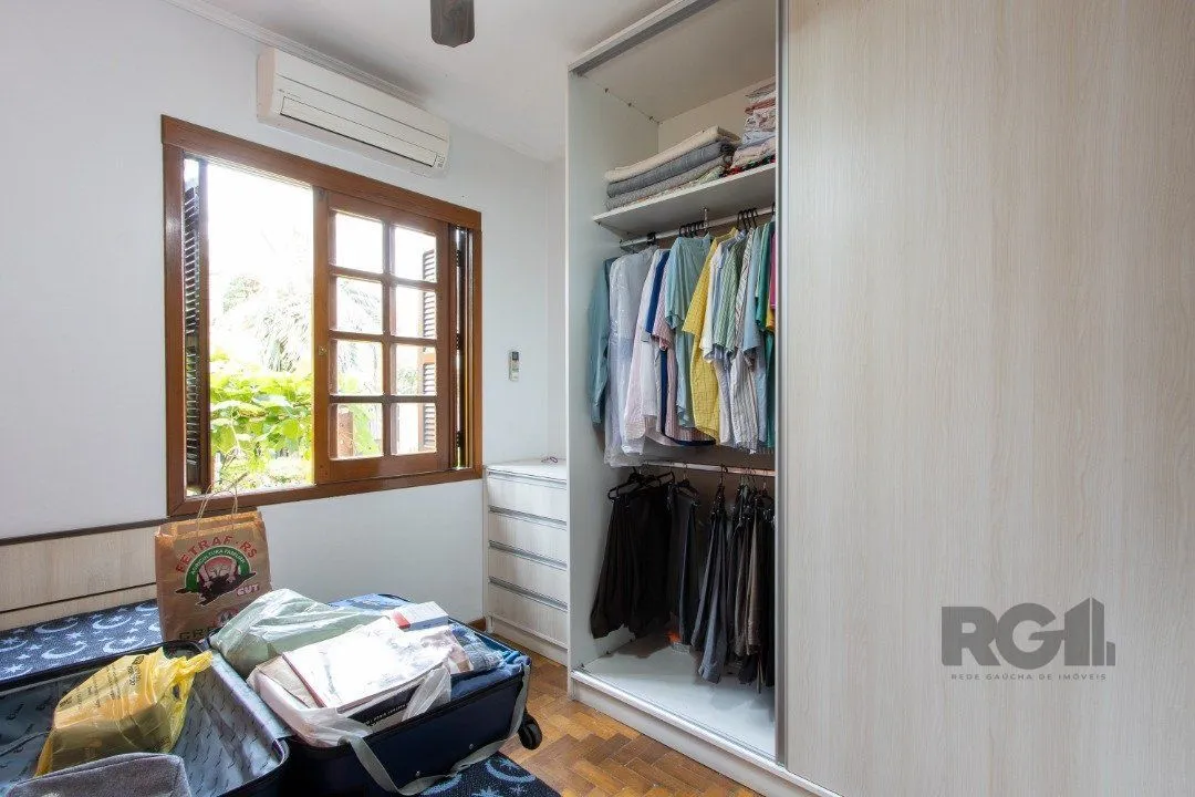 Imagem Casa para Venda - 440m², 3 dormitórios, sendo 1 suites, 2 vagas - Santa Tereza