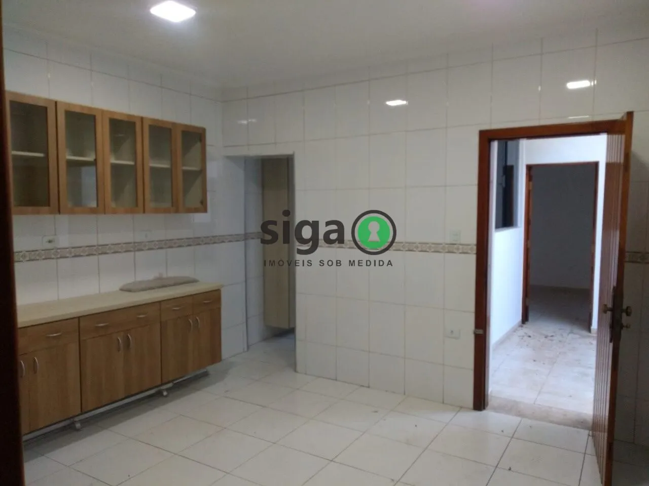 Imagem Sobrado com 3 Suítes, Sacada de 35m² e Espaços Planejados para sua Família.