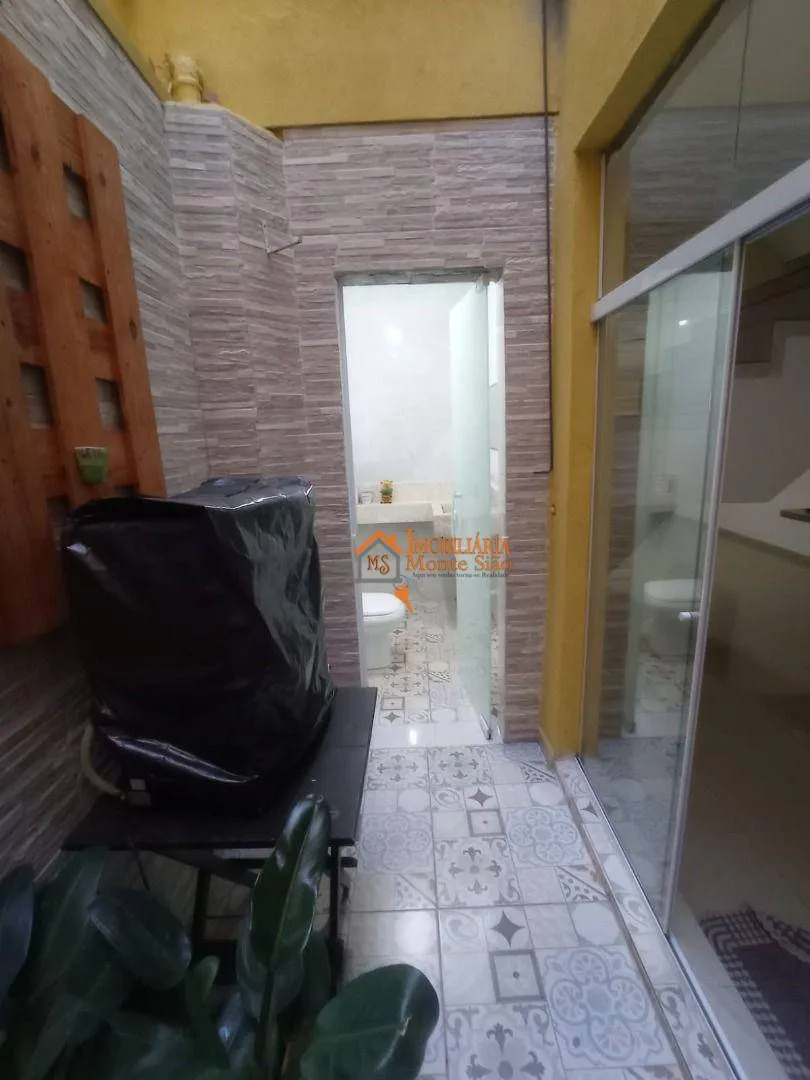 Imagem Sobrado com 5 dormitórios à venda, 200 m² por R$ 650.000,00 - Parque Flamengo - Guarulhos/SP