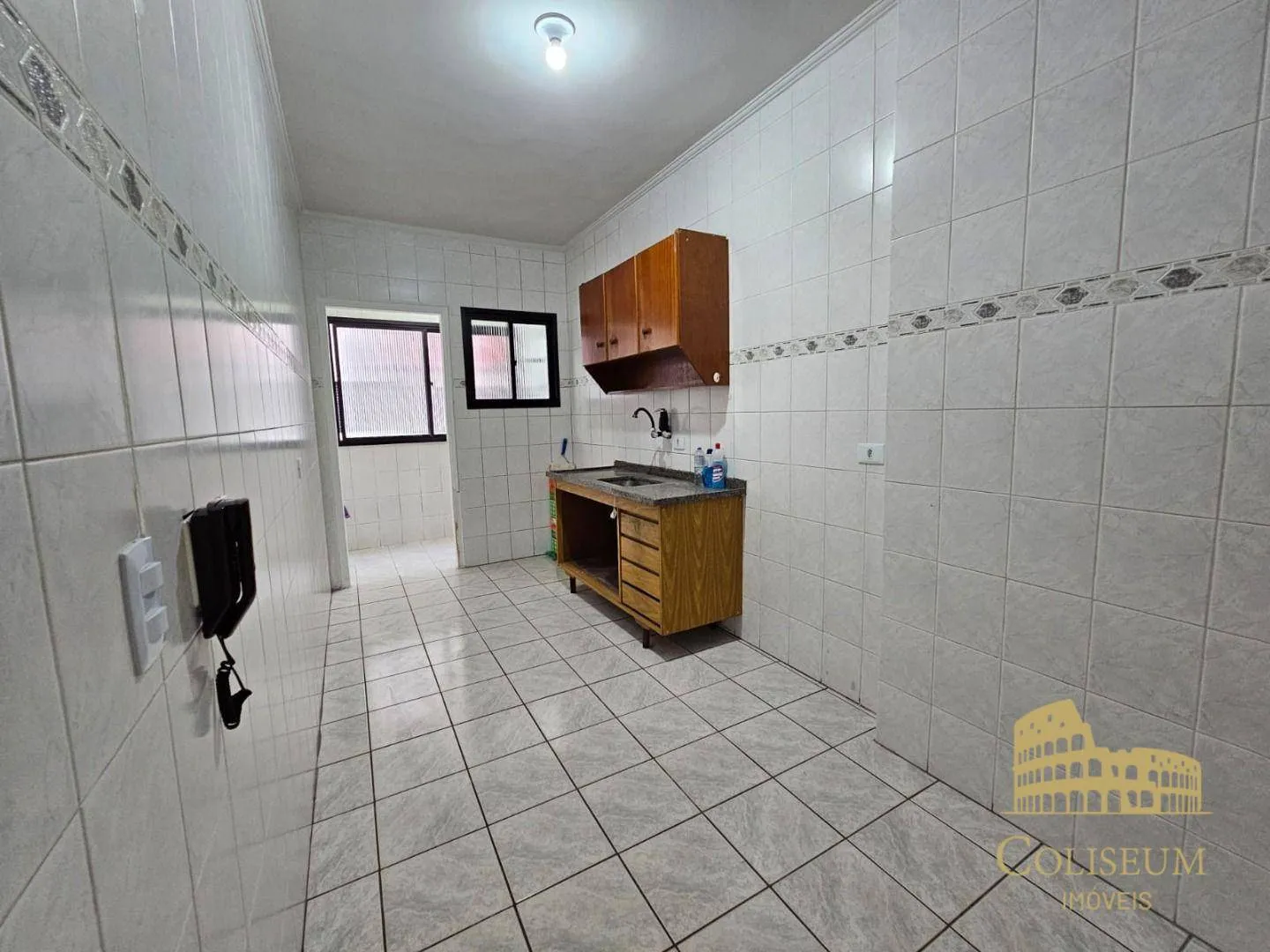 Imagem Apartamento com 1 dormitório à venda, 60 m² por R$ 325.000,00 - Vila Assunção - Praia Grande/SP