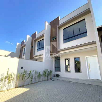 Foto do imóvel Casa geminada | Barra | 3 quartos (1 suíte) | 136m²