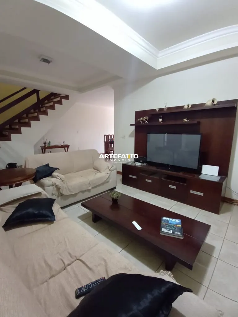 Sobrado à venda em Franca, Jardim Flórida, com 3 quartos, 380m2