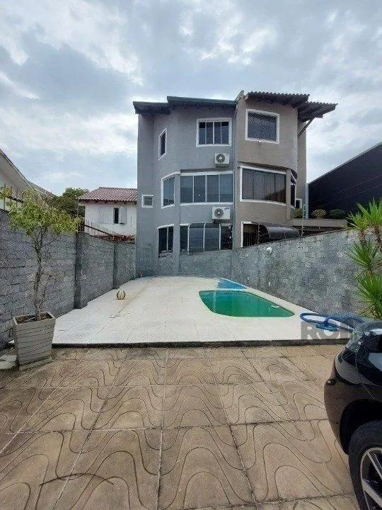Imagem Casa, 234m², 3 dormitórios, Cristal