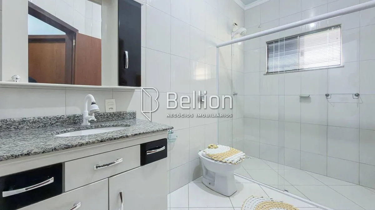 Imagem Casa de 1 suíte + 3 quartos e com área de festas no bairro das Nações em Indaial!