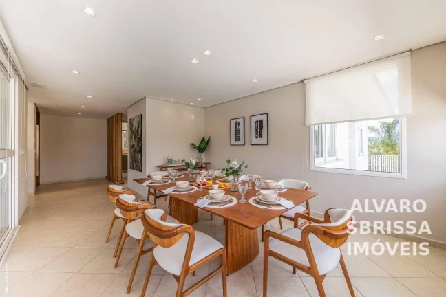 Imagem Casa clássica, mobiliada e climatizada, atemporal, toda atualizada e com muita luz natural. Condomínio Plaza Athenée Itu SP. at:1145m2 ac:460m2