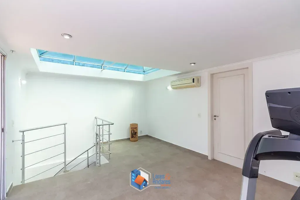 Imagem Casa em Condomínio à venda 5 Quartos 3 Suites 3 Vagas 315M² Jardim Cordeiro São Paulo - SP