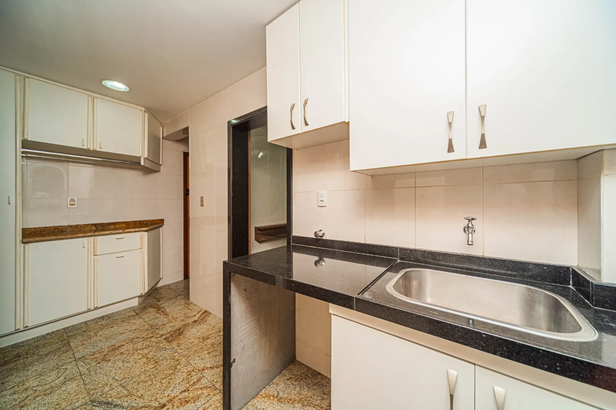 Imagem Apartamento com 3 Quartos à Venda, 150 m² em Centro - Juiz de Fora