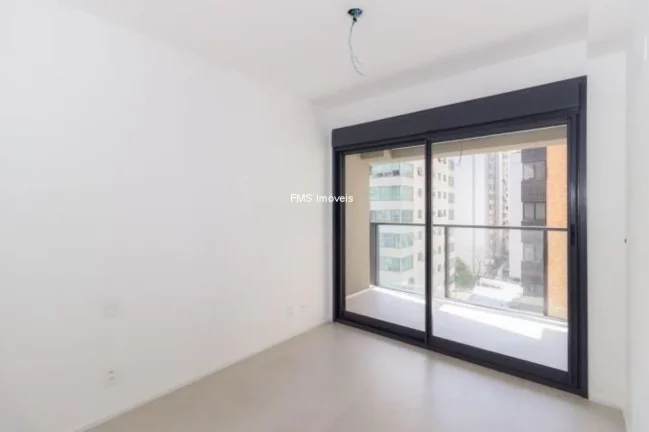 Imagem Apartamento à venda no Jardim Paulista, São Paulo-SP: 2 quartos, 1 suíte, sala, 2 banheiros, 1 vaga - 70m² de área!
