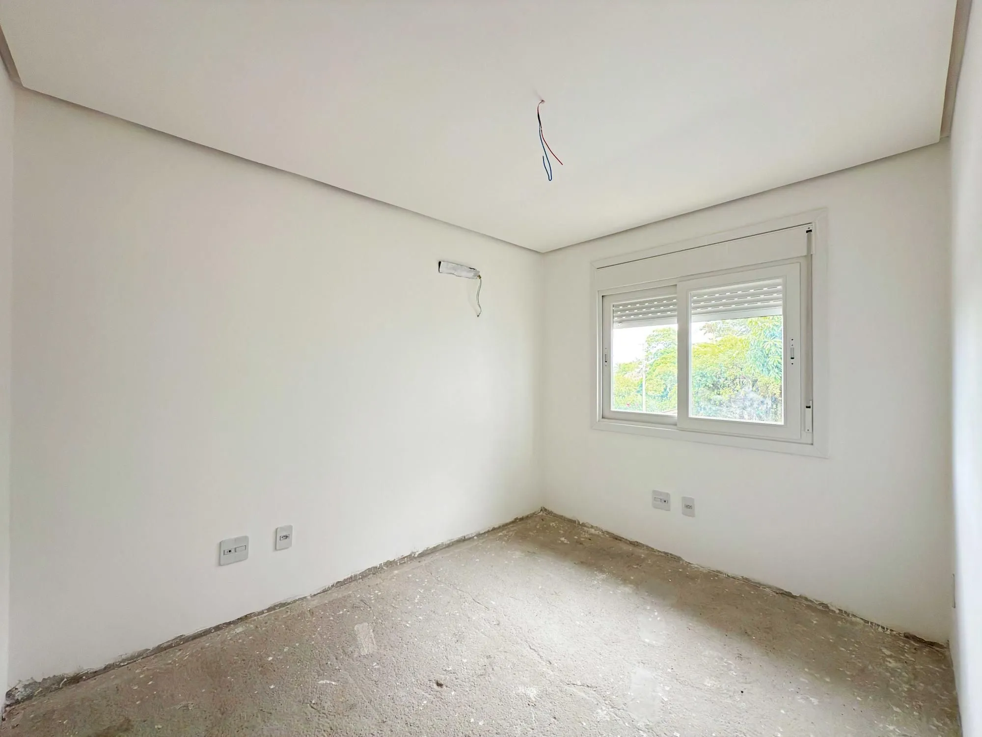 Imagem Vende-se casa em condomínio com 4 dormitórios (2 suítes), 3 vagas - Tristeza