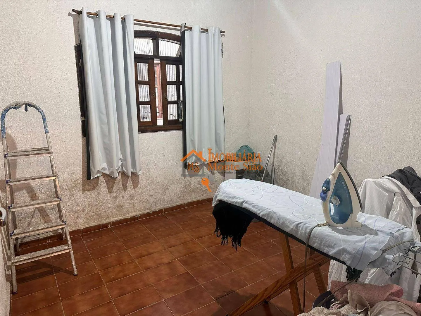 Imagem Sobrado com 6 dormitórios à venda por R$ 1.150.000,00 - Camargos - Guarulhos/SP