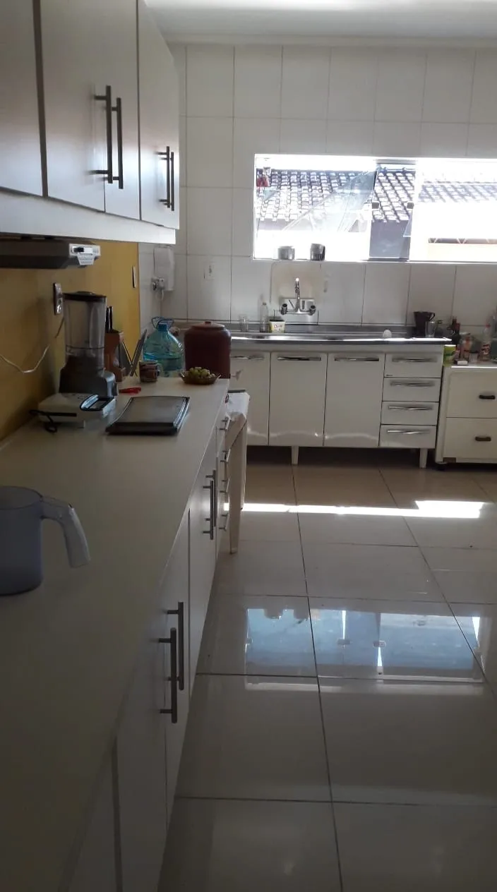 Imagem Casa à venda 4 Quartos, 4 Suites, 4 Vagas, 300M², Portal das Colinas, Guaratinguetá - SP