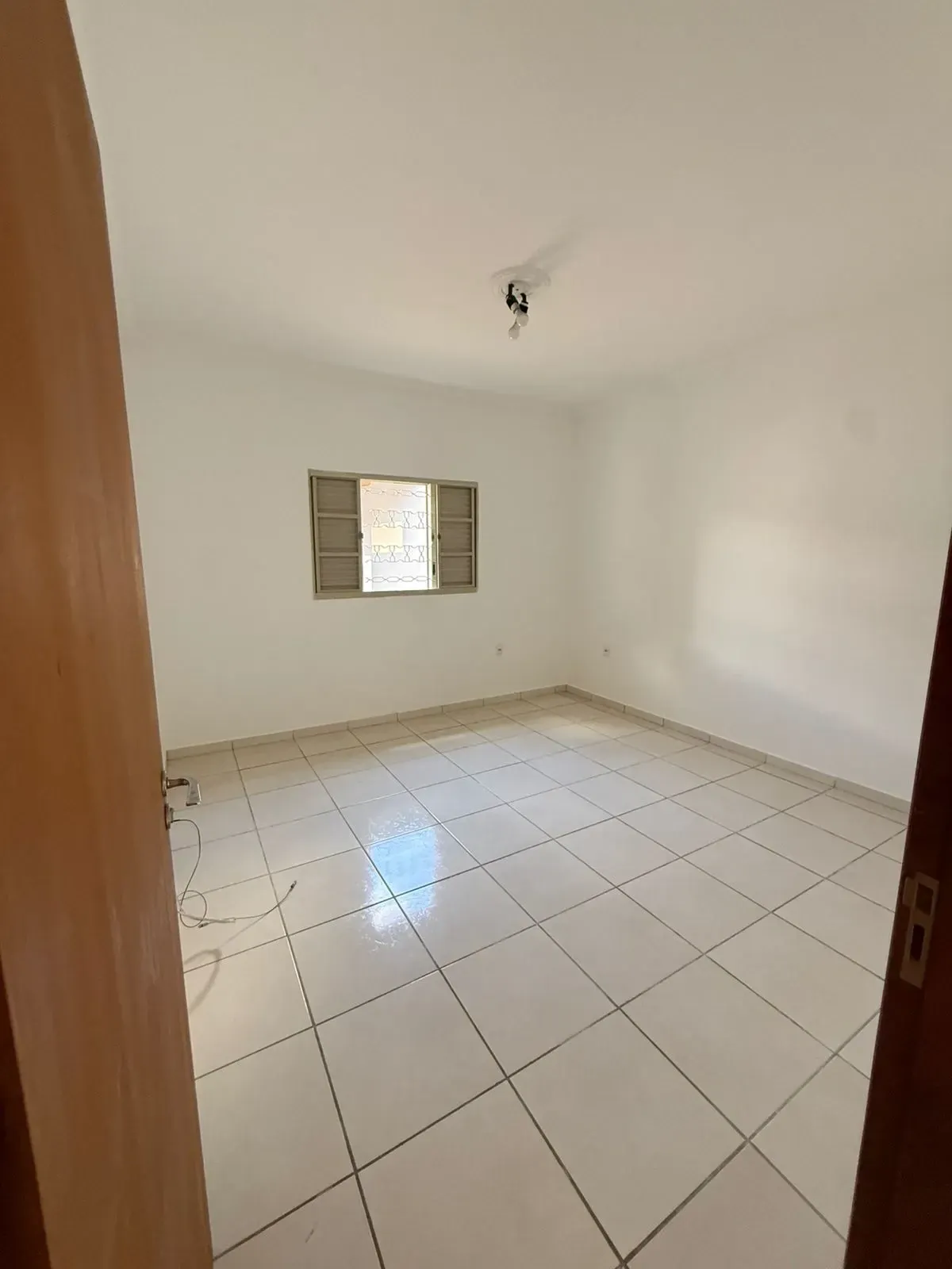 Imagem Casa com 2 Quartos à Venda, 228 m² em Jardim São Lucas - Votorantim