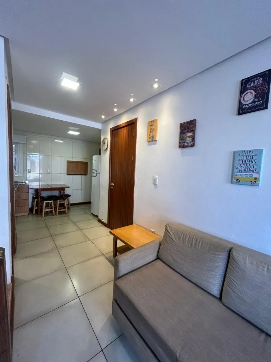 Imagem Casa em Canela no bairro Vila Maggi de 4 dormitórios