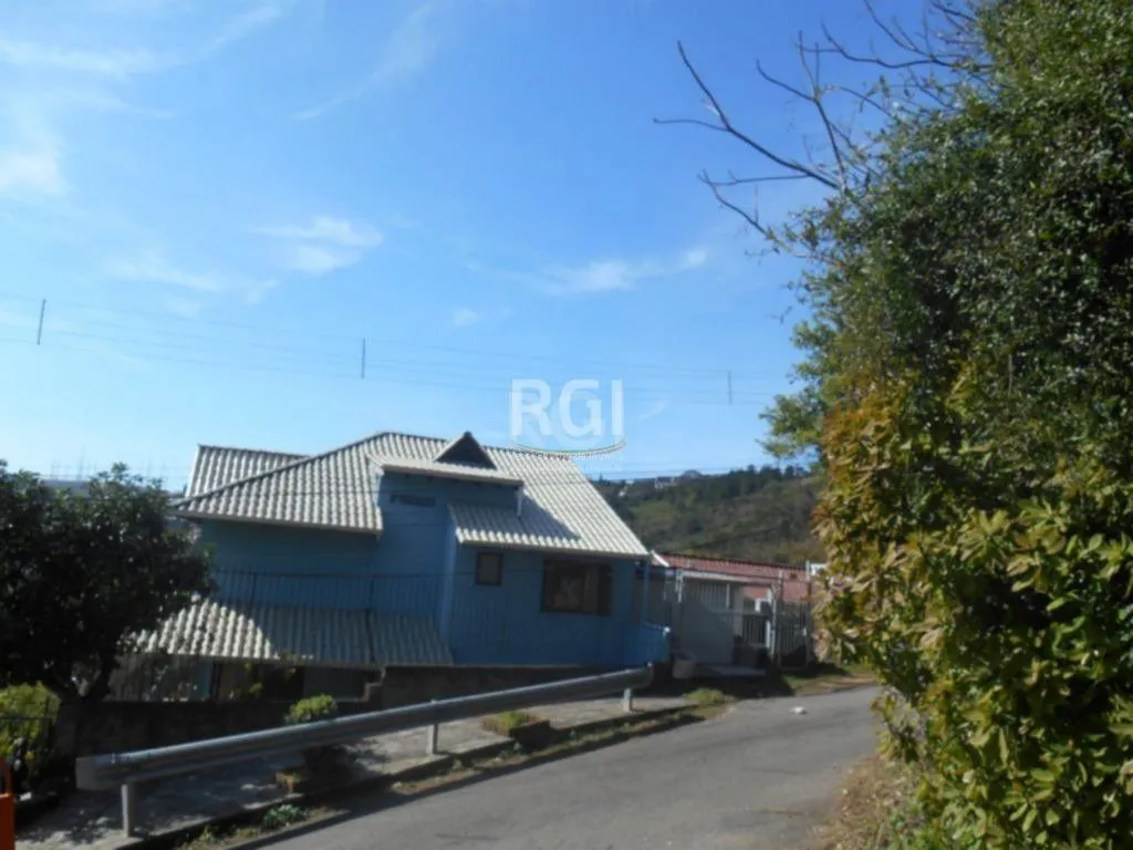 Imagem Casa para Venda - 185m², 4 dormitórios, sendo 2 suites, 4 vagas - Nonoai