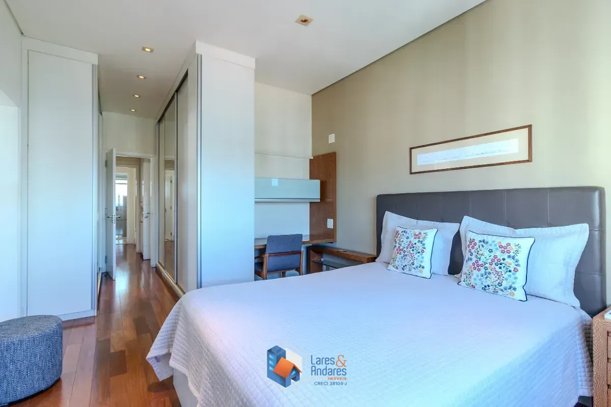 Imagem Apartamento para venda em Campo Belo com 3 quartos, sendo 3 suítes, 161m²