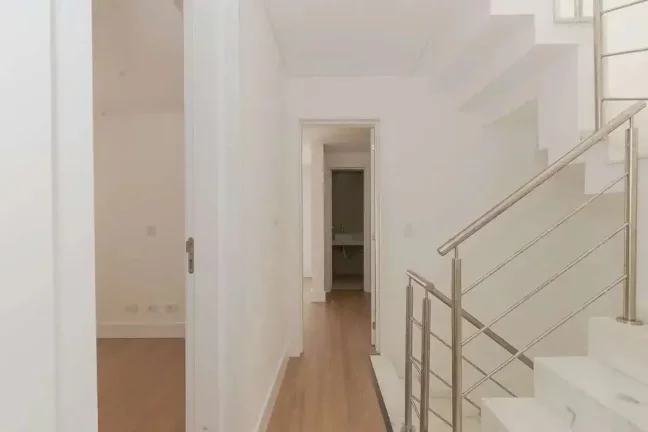 Imagem Sobrados Triplex com 3 quartos Pronto para Morar nas Merces